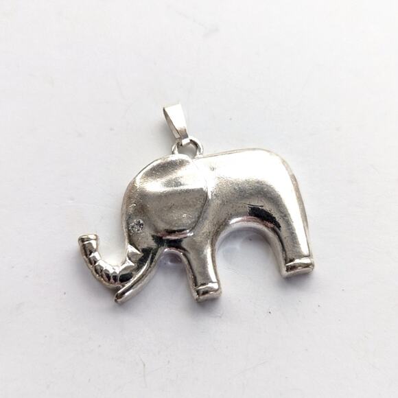Vintage Silver Tone Rhinestone Elephant Truck Up For Good Luck Necklace Pendant - Picture 1 of 4